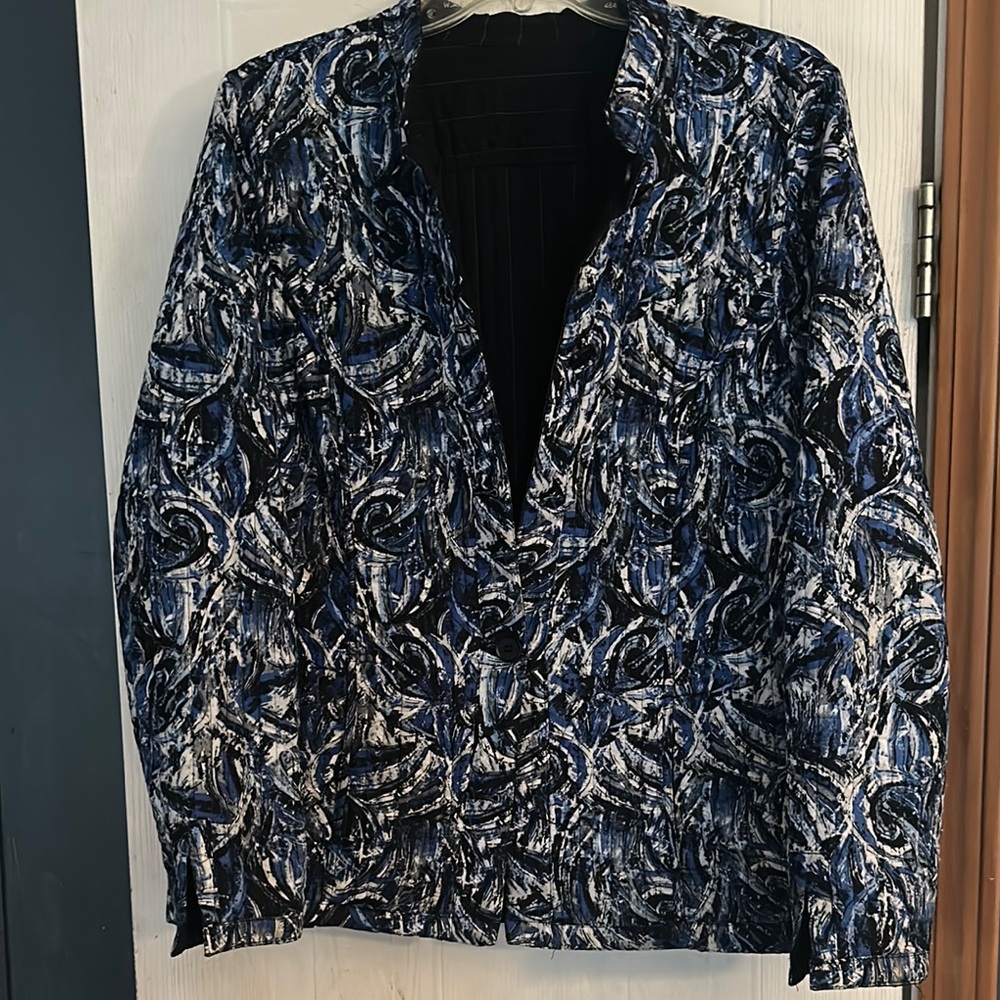 Elegant Blue and Black Women's Blazer